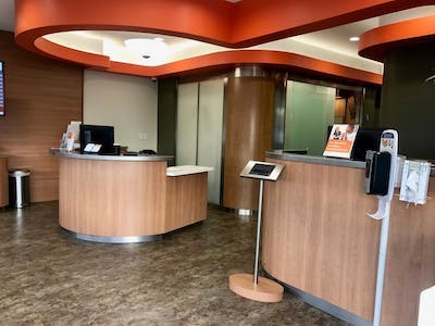 Hartford Health Care-GoHealth Urgent Care in Southington, CT - Lobby